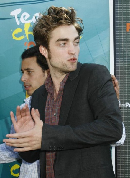 20090809-Rob-Teen Choice Awards 2009-07-01.JPG