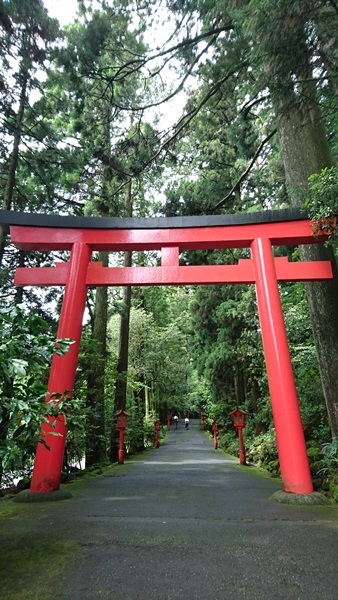 關東之旅--箱根神社.蘆之湖海賊船.三島大吊橋