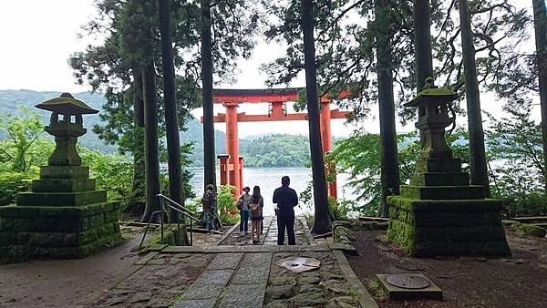 關東之旅--箱根神社.蘆之湖海賊船.三島大吊橋