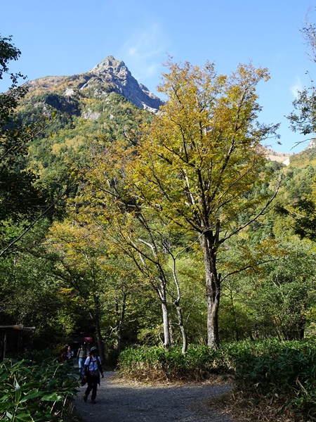 秋遊日本:上高地明神池