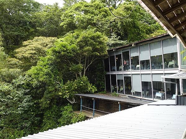 阿姆坪生態公園遊艇碼頭.「環湖咖啡‧好食」景觀餐廳