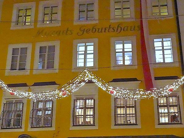 奧捷聖誕市集冬之旅:奧地利--薩爾斯堡小夜遊.哈萊茵鹽礦探秘