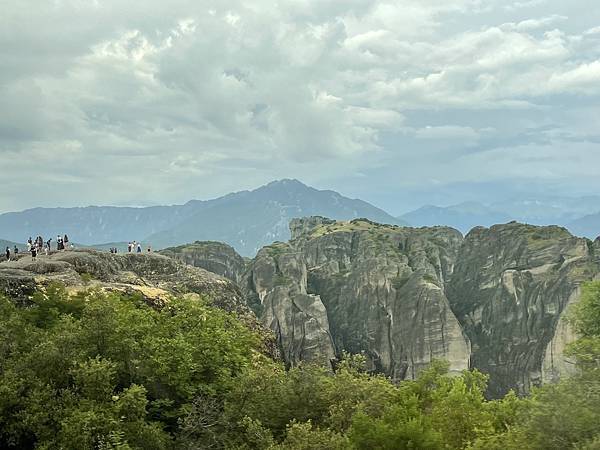 夢境勝地希臘旅遊:天空之城--邁提歐拉(Meteora)