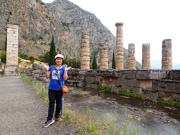 夢境勝地希臘旅遊:神話中的世界中心--德爾菲(Delphi)