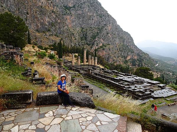 夢境勝地希臘旅遊:神話中的世界中心--德爾菲(Delphi)