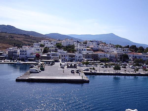 夢境勝地希臘旅遊:渡輪前往米克諾斯島(Mykonos).造訪