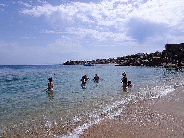 夢境勝地希臘旅遊:渡輪前往米克諾斯島(Mykonos).造訪