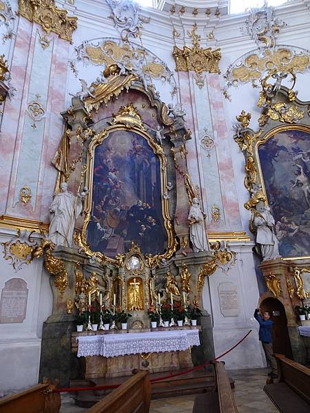 多洛米蒂健行之旅:德國埃塔爾修道院(Ettal Abbey)