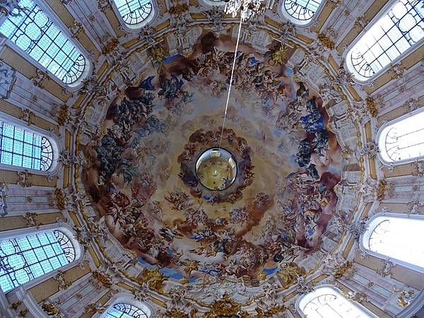 多洛米蒂健行之旅:德國埃塔爾修道院(Ettal Abbey)