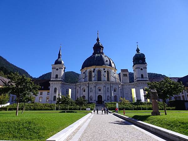 多洛米蒂健行之旅:德國埃塔爾修道院(Ettal Abbey)