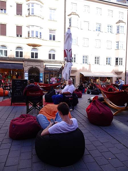 多洛米蒂健行之旅:奧地利因斯布魯克(Innsbruck)老城