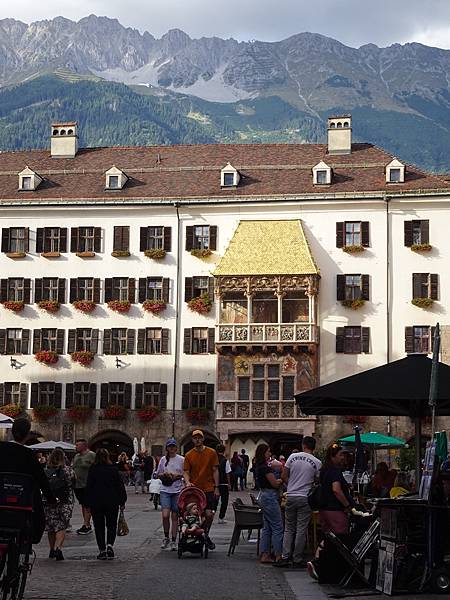 多洛米蒂健行之旅:奧地利因斯布魯克(Innsbruck)老城