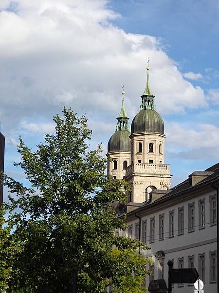 多洛米蒂健行之旅:奧地利因斯布魯克(Innsbruck)老城