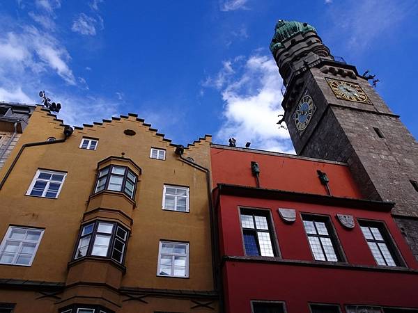 多洛米蒂健行之旅:奧地利因斯布魯克(Innsbruck)老城