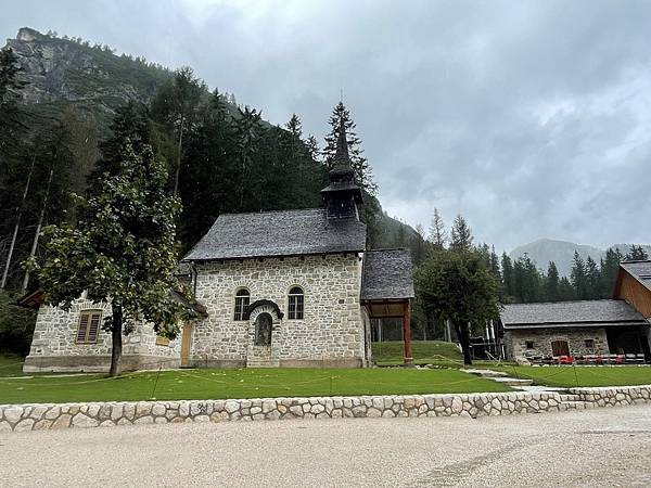 多洛米蒂健行之旅:義大利布萊埃斯湖(Lago di Brai