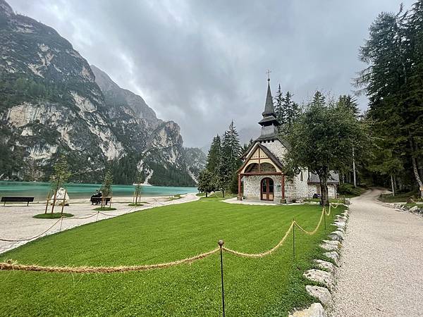 多洛米蒂健行之旅:義大利布萊埃斯湖(Lago di Brai