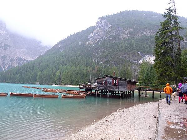 多洛米蒂健行之旅:義大利布萊埃斯湖(Lago di Brai