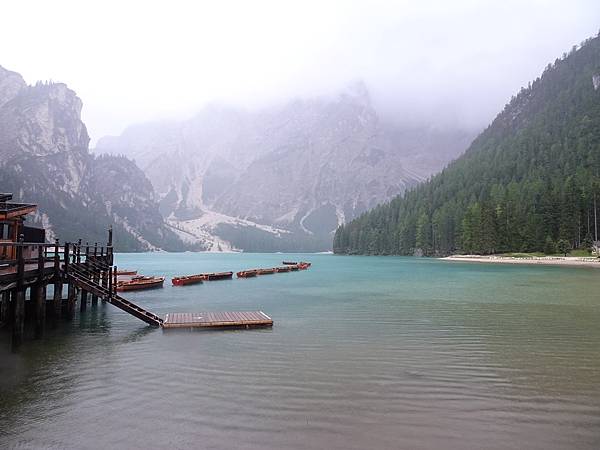 多洛米蒂健行之旅:義大利布萊埃斯湖(Lago di Brai