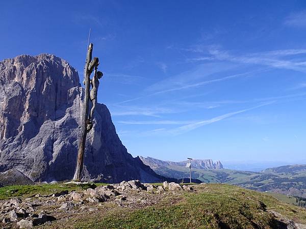 多洛米蒂健行之旅:義大利加爾代納山谷綠野遊蹤--錢皮諾伊(C