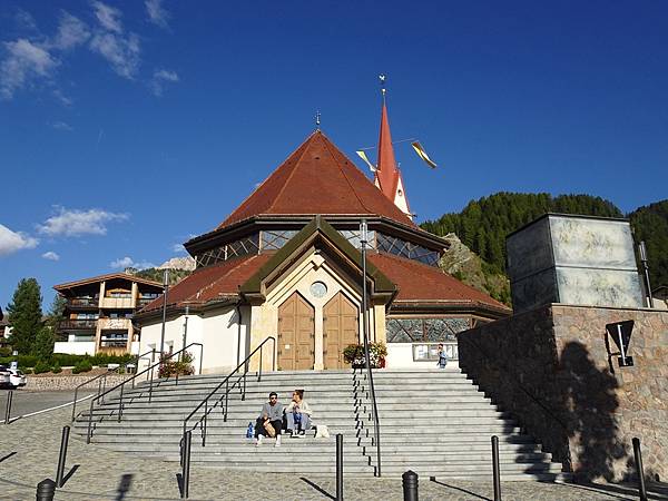 多洛米蒂健行之旅:義大利加爾代納山谷海拔最高村莊賽爾瓦(Se