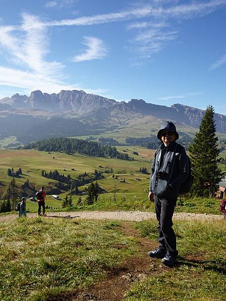多洛米蒂健行之旅:義大利加爾代納山谷休斯草原(Alpe di
