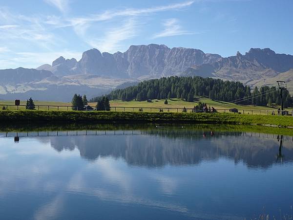 多洛米蒂健行之旅:義大利加爾代納山谷休斯草原(Alpe di