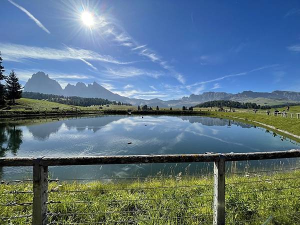 多洛米蒂健行之旅:義大利加爾代納山谷休斯草原(Alpe di