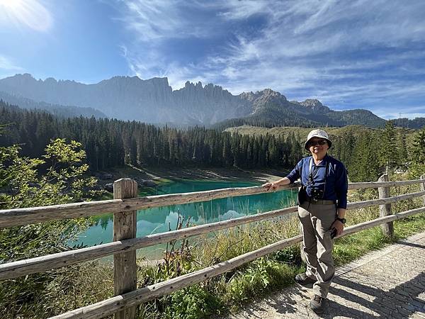 多洛米蒂健行之旅:義大利迷人翡翠綠寶石卡雷扎湖(Lago d