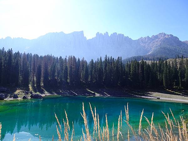 多洛米蒂健行之旅:義大利迷人翡翠綠寶石卡雷扎湖(Lago d