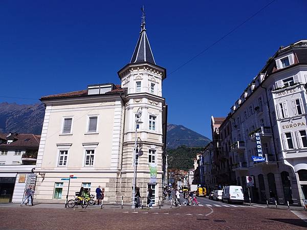 多洛米蒂健行之旅:義大利秀麗小山城梅拉諾(Merano)