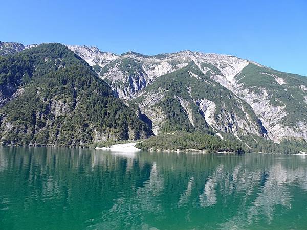 多洛米蒂健行之旅:奧地利美麗可人阿亨湖(Achensee)