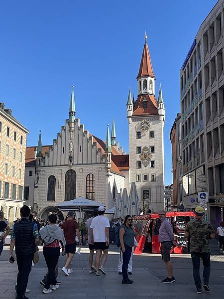 多洛米蒂健行之旅:德國慕尼黑(Munich)老城區古典風華.