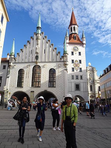 多洛米蒂健行之旅:德國慕尼黑(Munich)老城區古典風華.