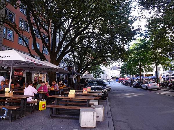 多洛米蒂健行之旅:德國慕尼黑(Munich)老城區古典風華.