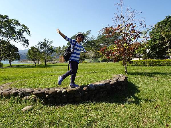 阿姆坪生態公園遊艇碼頭.「環湖咖啡‧好食」景觀餐廳