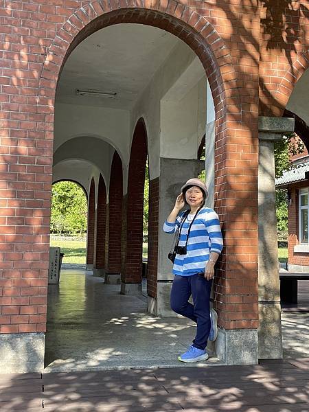 阿姆坪生態公園遊艇碼頭.「環湖咖啡‧好食」景觀餐廳