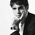 KaKa-Armani-ricardo-kaka-800986_531_799.jpg