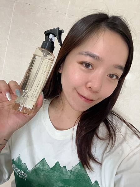 有了Lead Cycle淨透顏毛孔緊緻噴霧 終於可以跟粗大毛 試用
