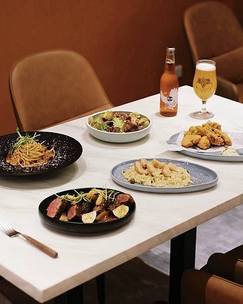 台南餐酒館，下班後的療癒基地CFB bistro，精緻餐點搭