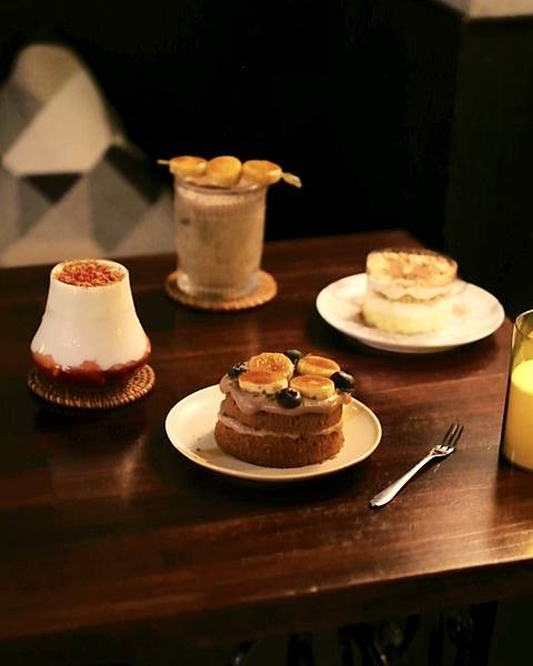 台南深夜甜點，亦室The Dining Hall，一週只開三