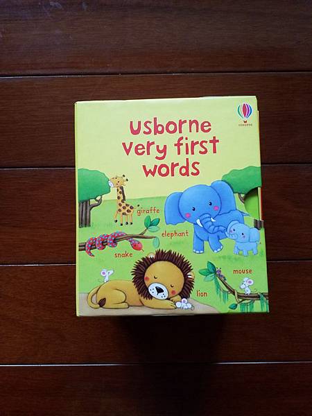 親子共讀書單懶人包 1～2歲親子共讀書單 Usborne Very first words 1.jpg