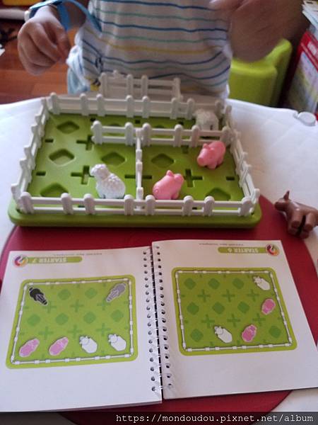 親子共玩-桌遊類-4歲以上-和誼Smart Games-動物農場.jpg