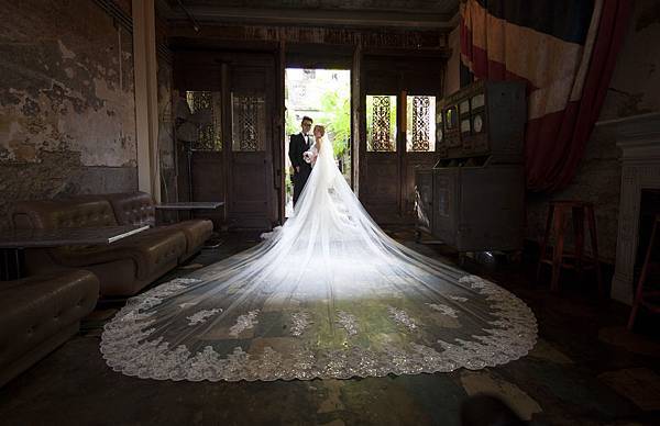 高雄自助婚紗新人推薦-18尺長頭紗 高雄自助婚紗新人推薦-18尺長頭紗