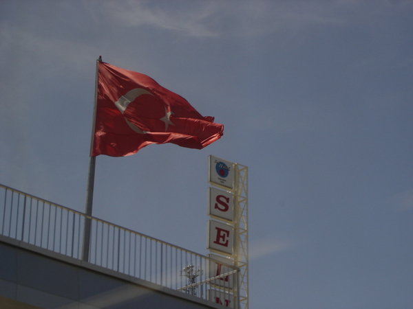 到處都掛著土耳其國旗..超愛國...