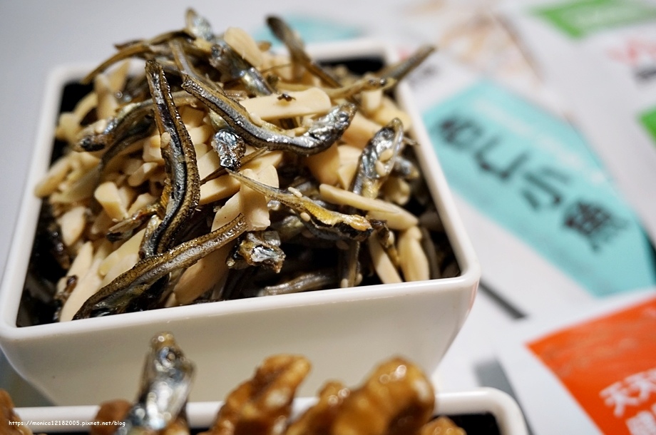 萬歲牌【核桃小魚︱杏仁小魚︱海苔杏仁小魚】-18-18.JPG 萬歲牌【核桃小魚︱杏仁小魚︱海苔杏仁小魚】-18-18.JPG