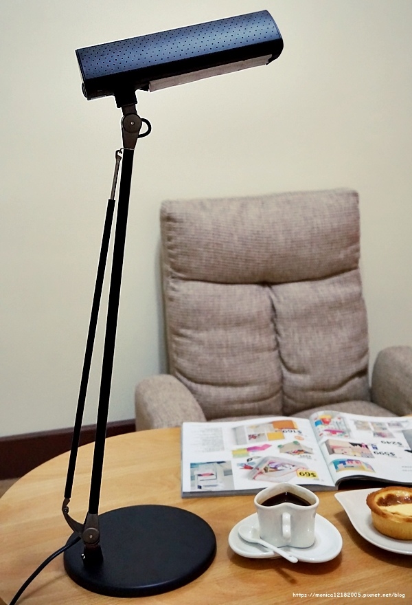 SYLVANIA 喜萬年【第二代 LED小小冰極光護眼檯燈-SYL128】-9-9.JPG SYLVANIA 喜萬年【第二代 LED小小冰極光護眼檯燈-SYL128】-9-9.JPG