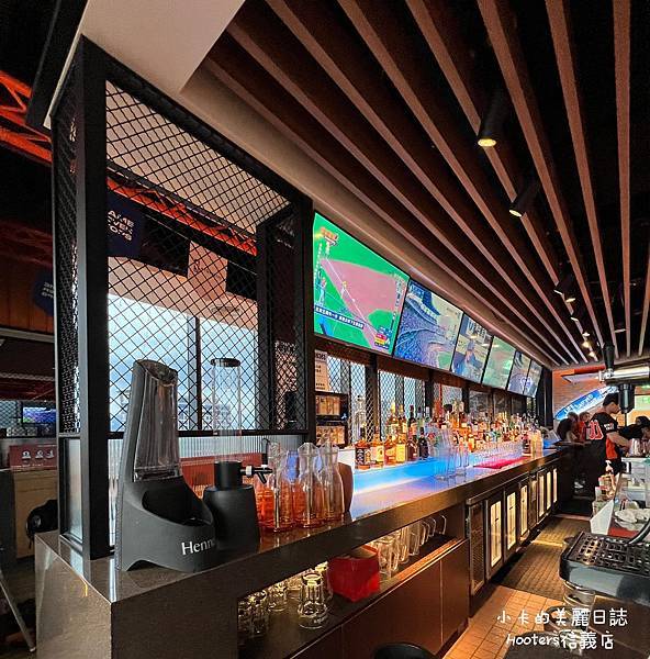(遠百信義A13美食)Hooters美式餐廳(信義店)/(完 (遠百信義A13美食)Hooters美式餐廳(信義店)/(完