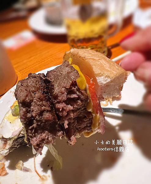 (遠百信義A13美食)Hooters美式餐廳(信義店)/(完 (遠百信義A13美食)Hooters美式餐廳(信義店)/(完