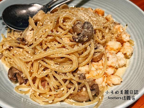 (遠百信義A13美食)Hooters美式餐廳(信義店)/(完 (遠百信義A13美食)Hooters美式餐廳(信義店)/(完