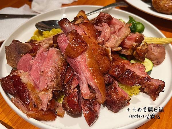 (遠百信義A13美食)Hooters美式餐廳(信義店)/(完 (遠百信義A13美食)Hooters美式餐廳(信義店)/(完